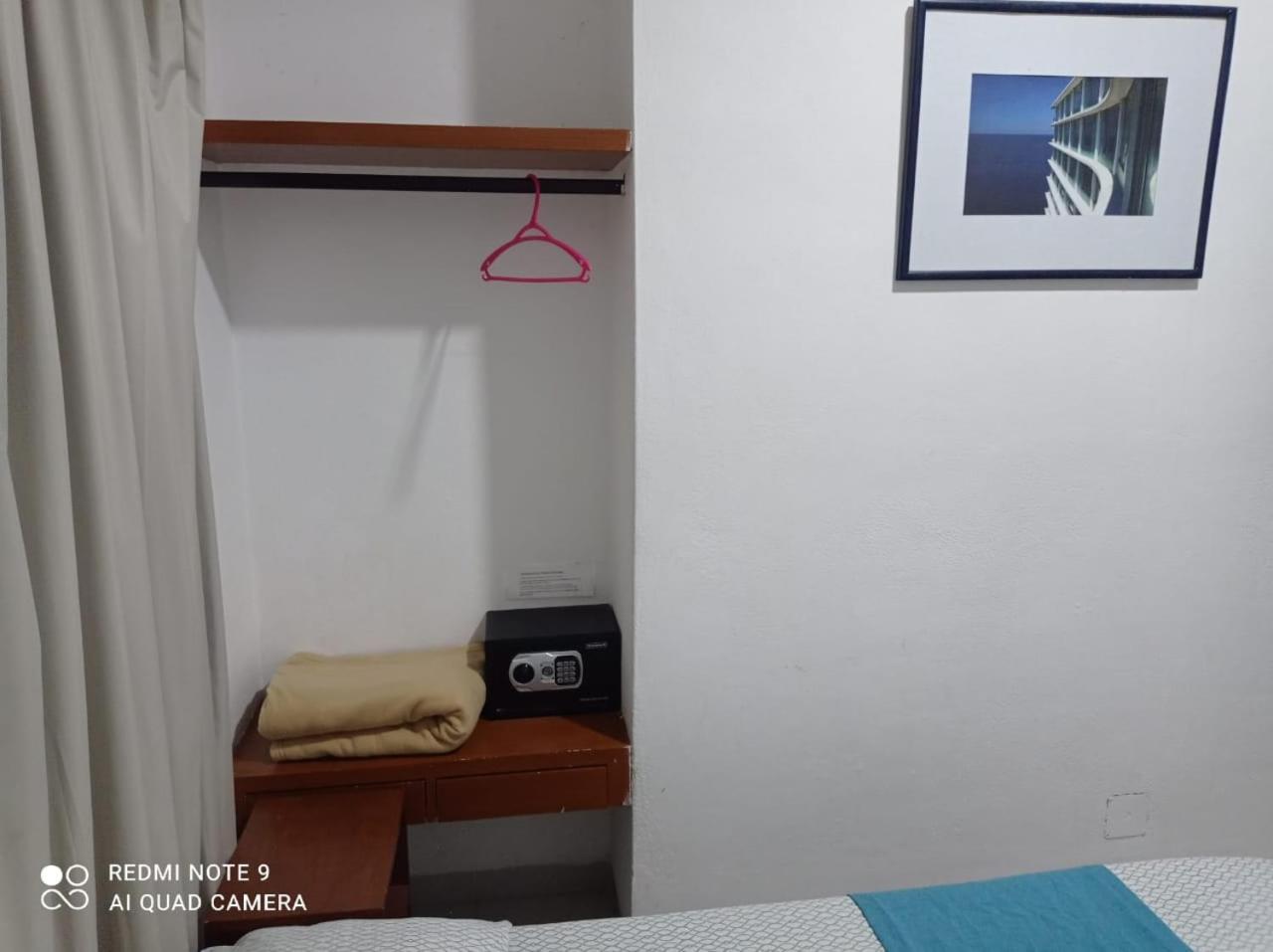 Casa De Huespedes Taino Bed & Breakfast Cancún Exterior foto