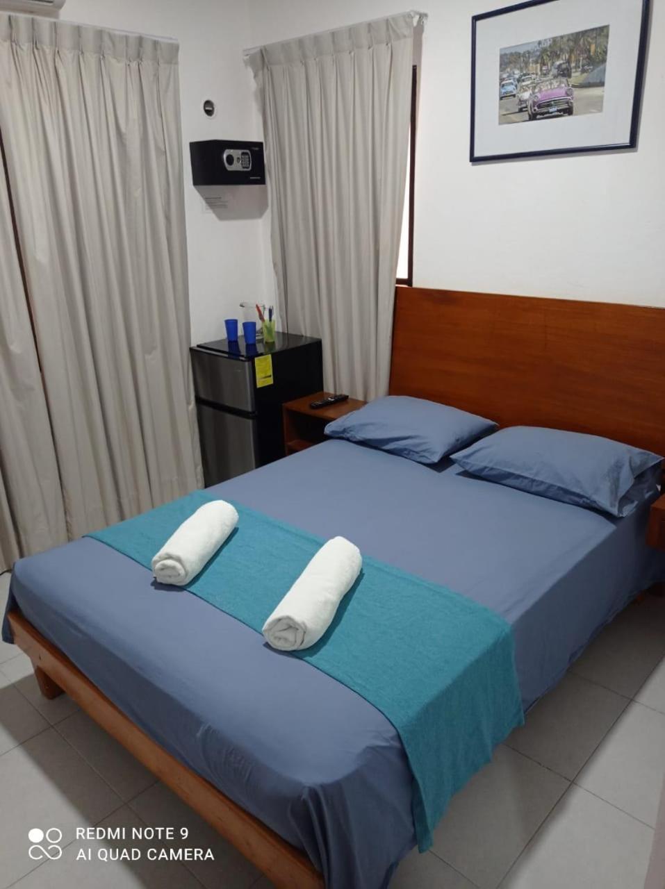 Casa De Huespedes Taino Bed & Breakfast Cancún Exterior foto