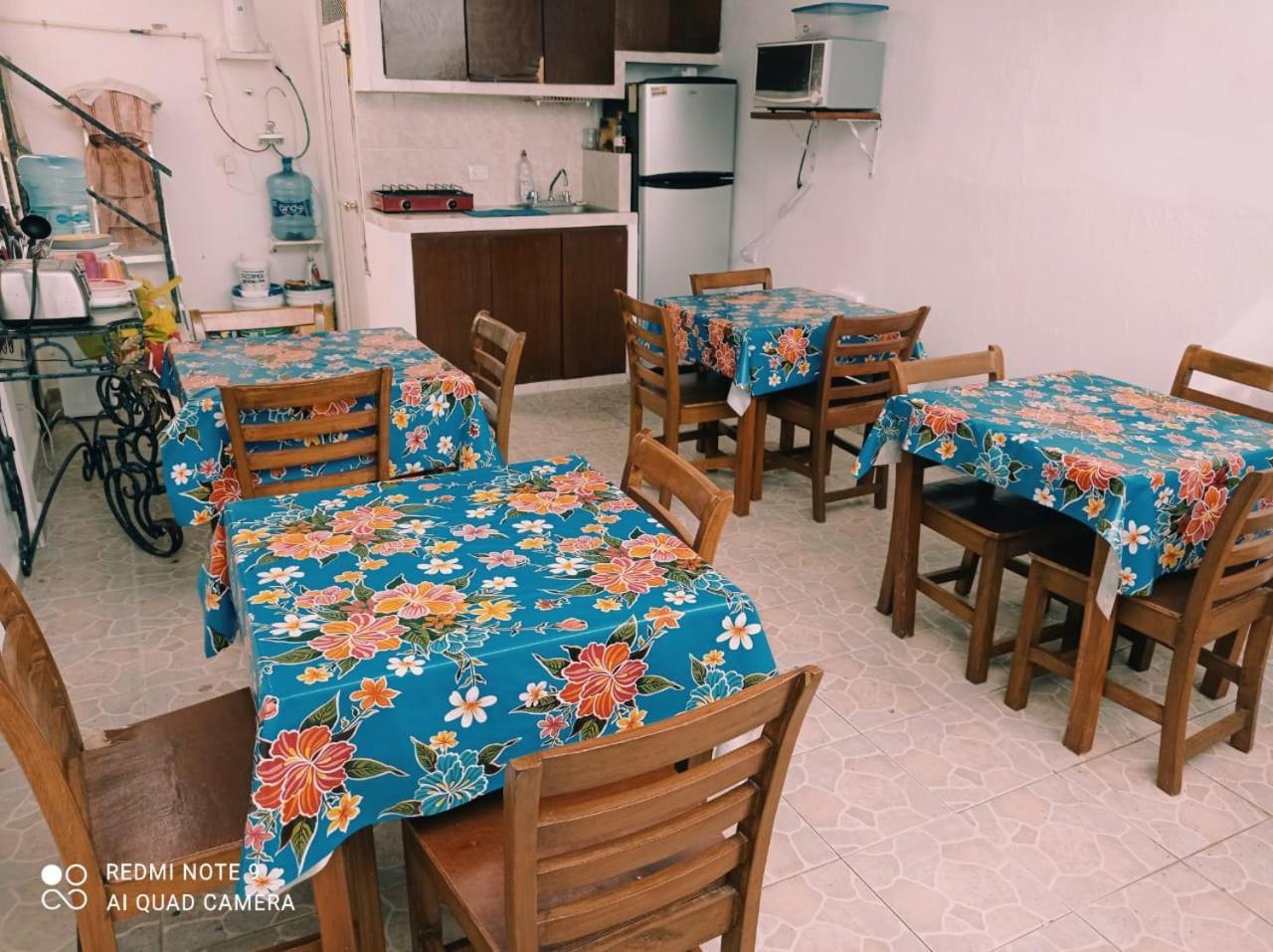 Casa De Huespedes Taino Bed & Breakfast Cancún Exterior foto