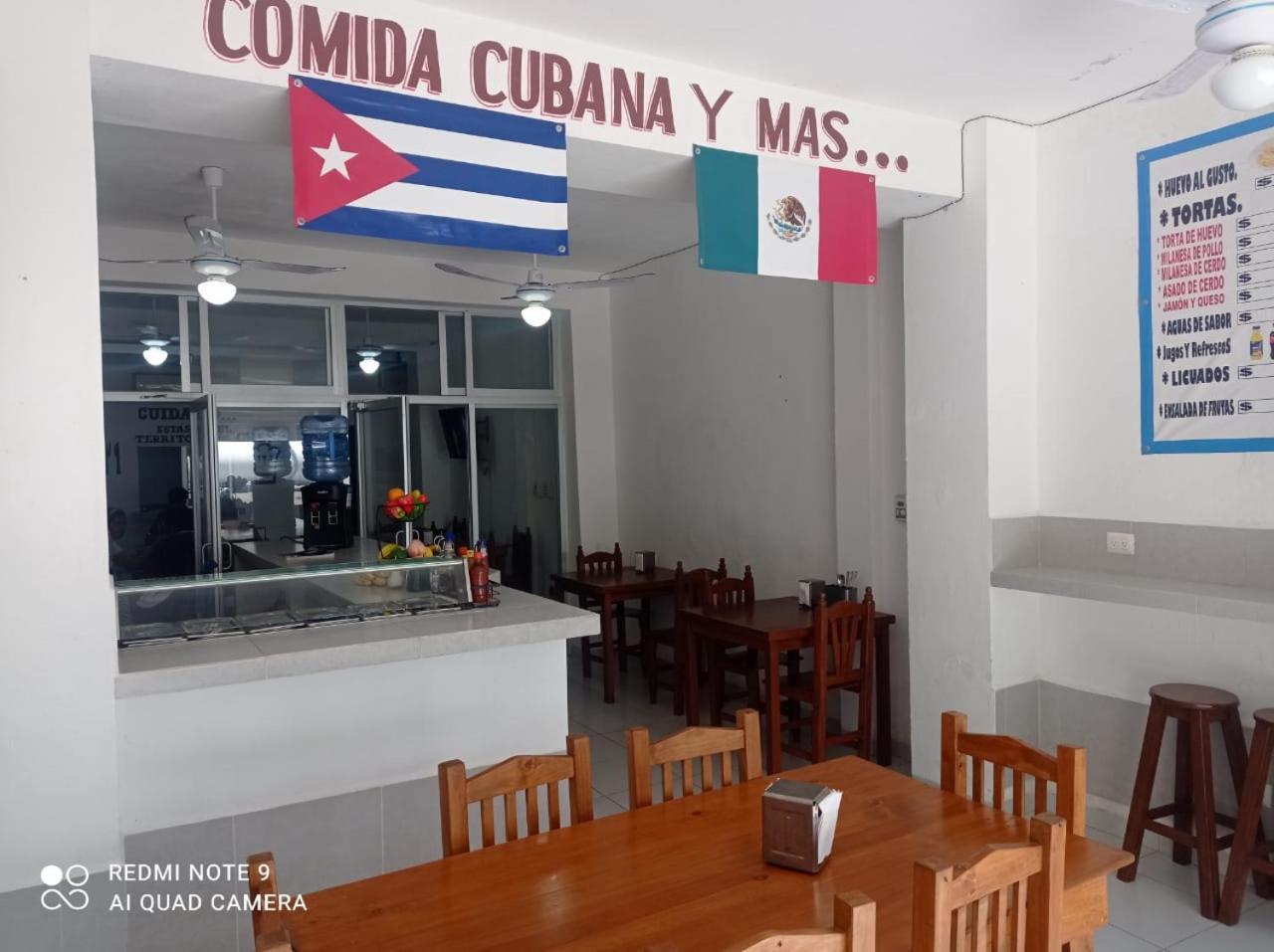 Casa De Huespedes Taino Bed & Breakfast Cancún Exterior foto